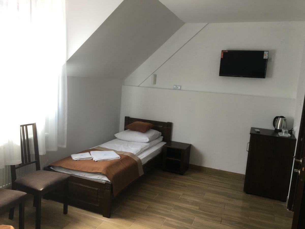 Europa Hotel Rakhiv Exterior photo