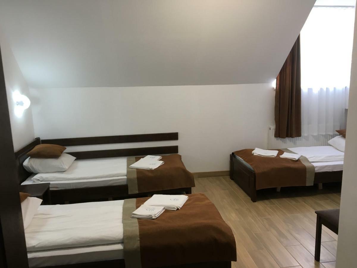 Europa Hotel Rakhiv Exterior photo